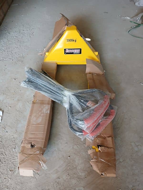 Hand Pallet Lifter Available For Sale Delivery All Pakistan 9