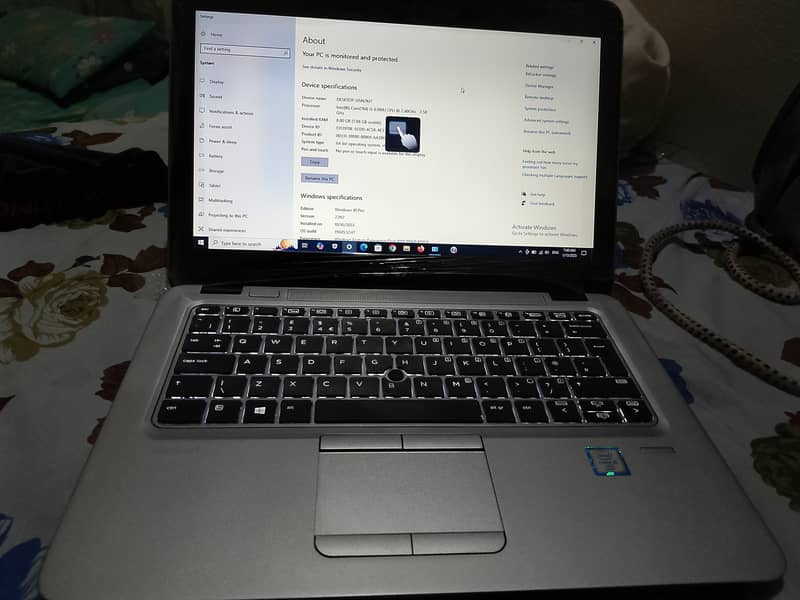 HP EliteBook 840 G3 Core i5 vpro 8GB, 256GB SSD, 14'' HD LED 8