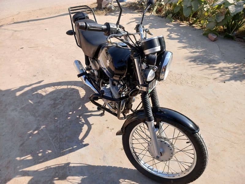 Suzuki 150 17 Kai end ka 18 reg golden no pindi no 2