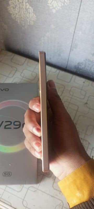 Vivo v29e full box 6