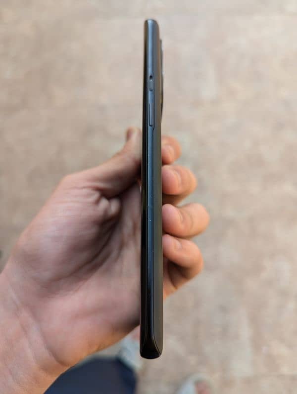 OnePlus 9 Pro 12/256, PTA approved, green line 15