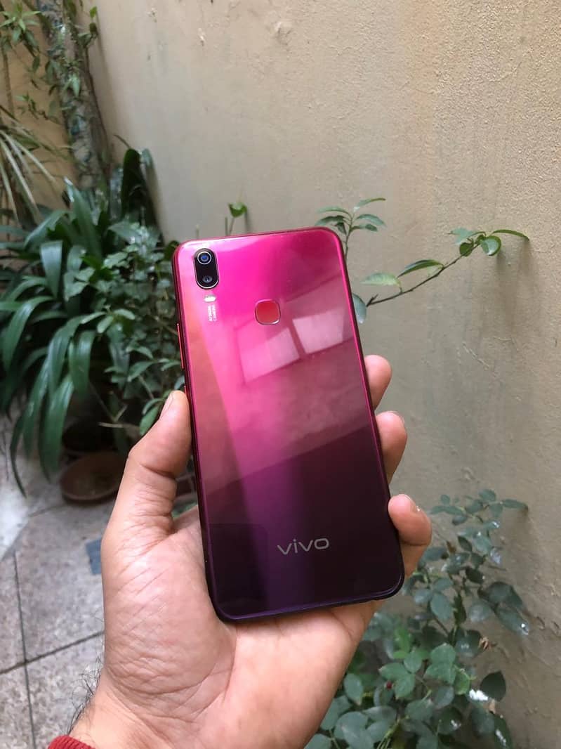 Vivo Y11s 1