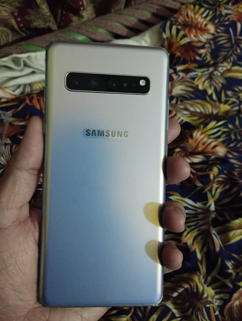 Samsung Mobile S10 5G 1