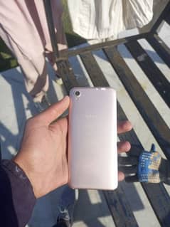 vivo y90 used condition 2/32 available in bahria town