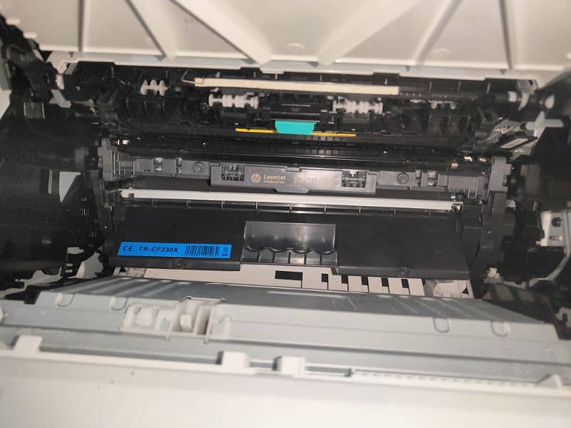 Pronter HP LaserJet Pro M203dw 4