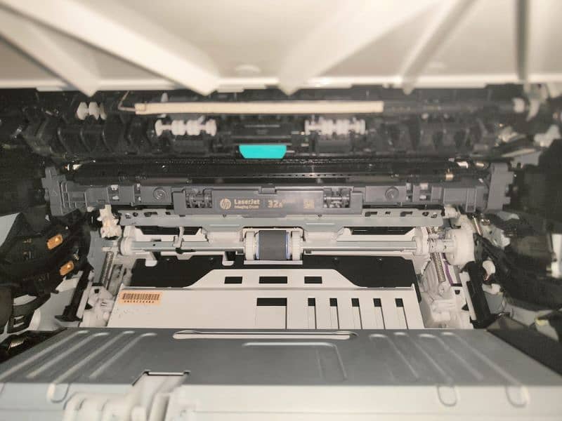 Pronter HP LaserJet Pro M203dw 7