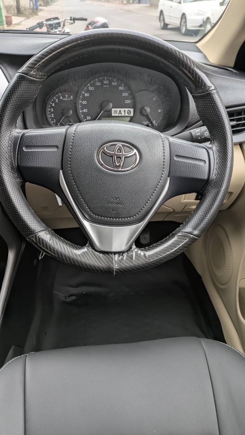 Toyota Yaris 2024 | CVT AUTOMATIC 19