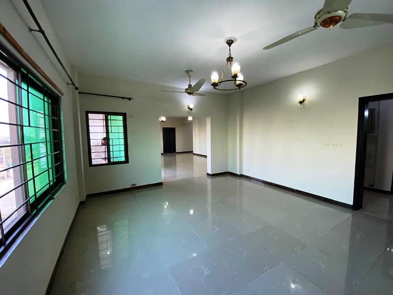 Exclusive Open View Near Mosque & Park 3rd Floor Apartment For Sale In Prime Location Call Now! 3