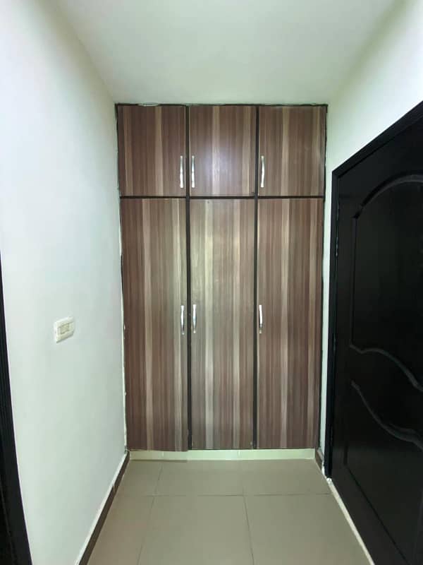 Exclusive Open View Near Mosque & Park 3rd Floor Apartment For Sale In Prime Location Call Now! 10