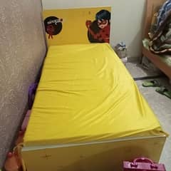 kids furniture