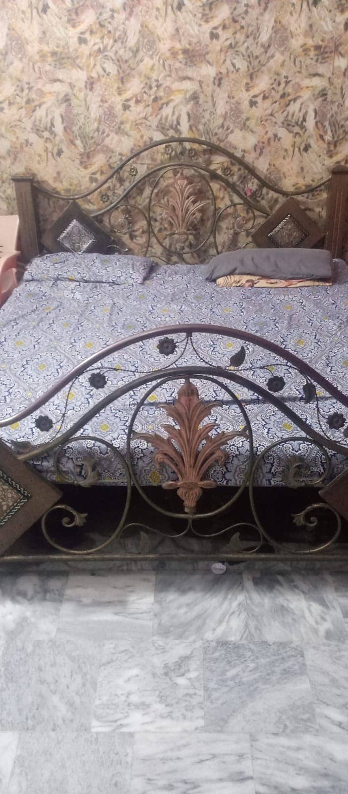 DOUBLE BED IRON FOR SALE 0