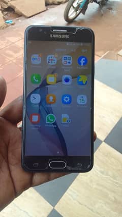 Samsung Galaxy J5 Prime for sale in 8/10 condition, PTA Approved