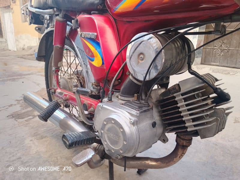 Yamaha 2 stroke Islamabad number 2005 model 5