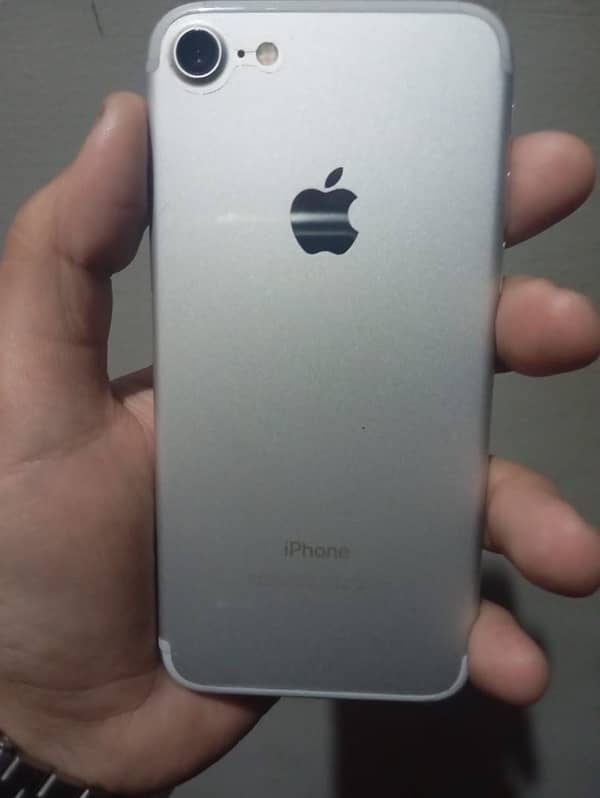 iPhone 7 32gb 10 bya 10 BH 71 1