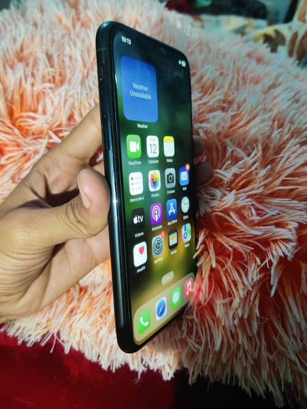 Iphone 11 pro max 7