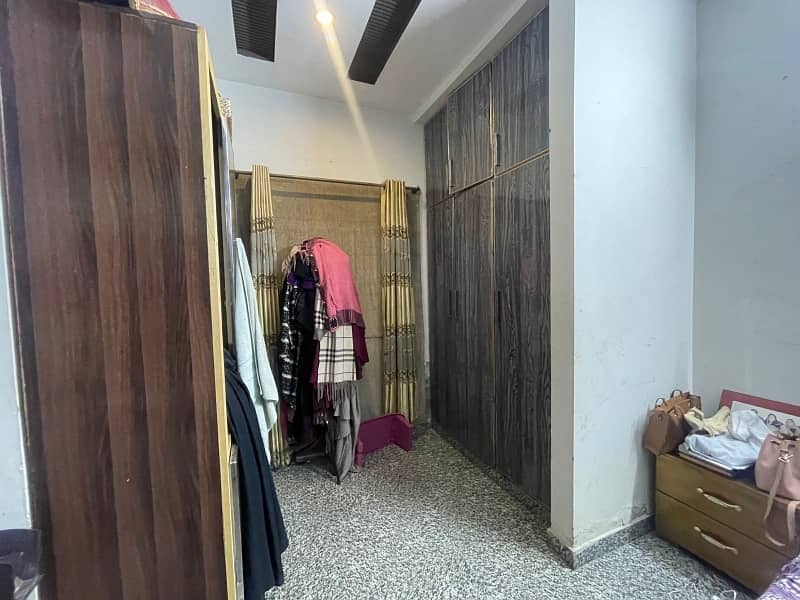 10 Marla Lower Portion For Rent Gulshan Lahore Society Near Wapda Town Tariq Garden 6