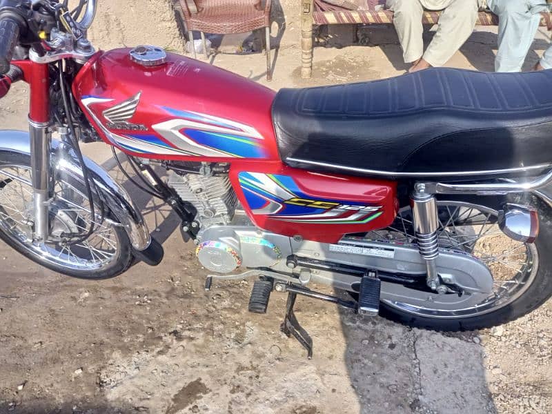 Honda 125 2022 Model untiqe pice Contact & WhatsApp Number 03185938465 6