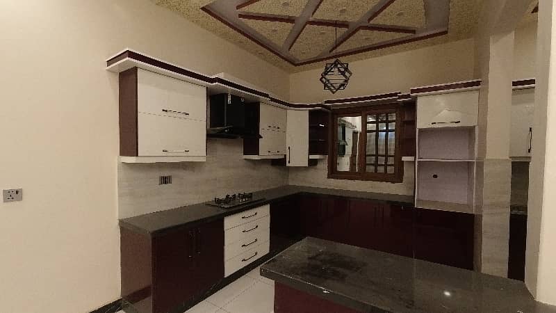 Brand New Bungalow For Sale in Gulshan-e-Iqbal 10