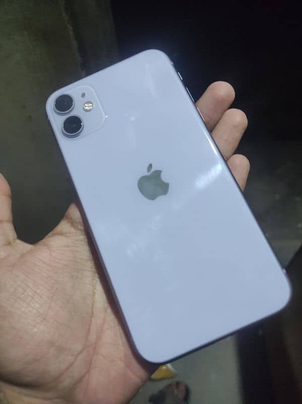 APPLE IPHONE 11 7