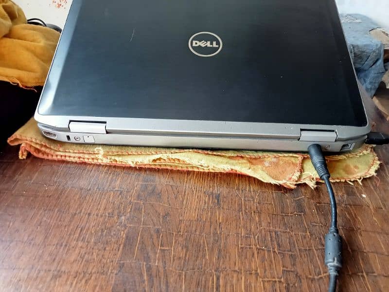 Dell laptop i5 3 generation latitude 6410 8