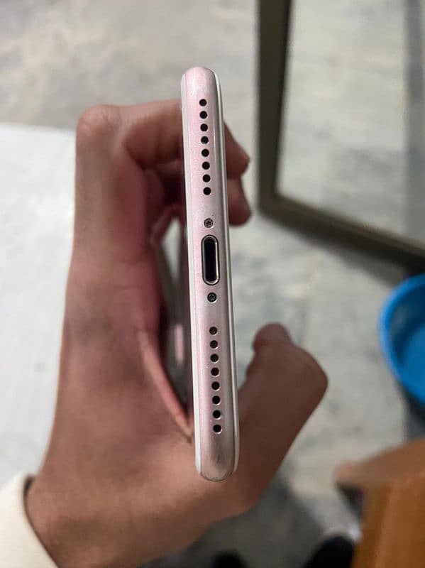 iphone 7 plus PTA approved all ok 3