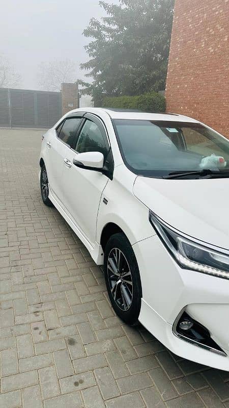 Toyota Corolla Altis X 2021 3