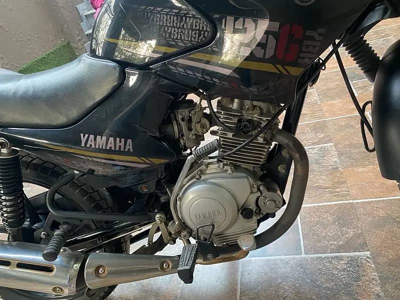 Yamaha YBR 125G 2021 4