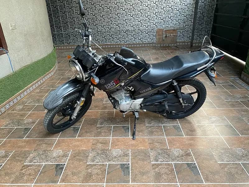 Yamaha YBR 125G 2021 6