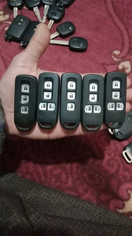 honda civic vezal city ka remote available 4