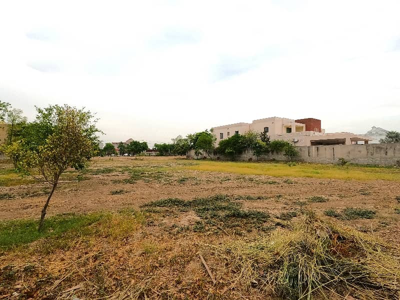 A Residential Plot Of 4 Kanal Green Forts 2 22