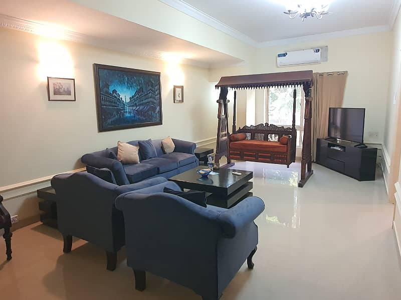 Beautiful Fully Furnished 2 Bedroom Apartments 1