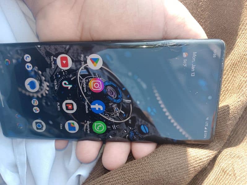 Google pixel 6 pro dotted & line Jo Nazar nhi ati 2