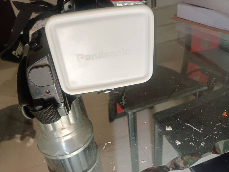 urgent sale Panasonic HDC MDH1 6