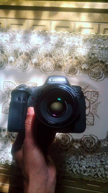 Canon 6d with 50mm yongnuo lens 6