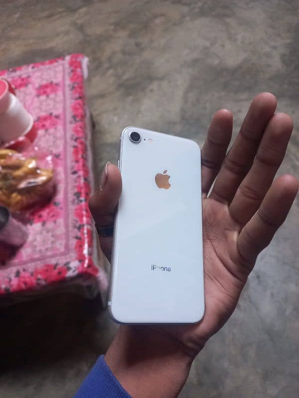 iphone 8 all ok ha bhai 7