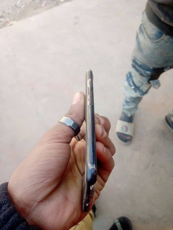 iphone 7 10by9 condition 2