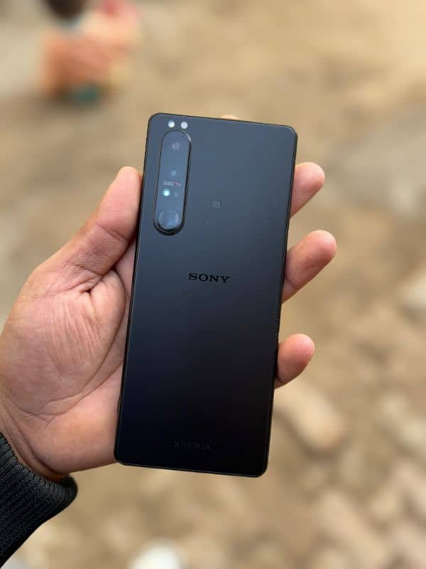 Sony Xperia 1 Mark iii 0