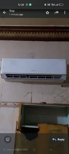 ECO Star 1.5 Ton Ac like New just one season used