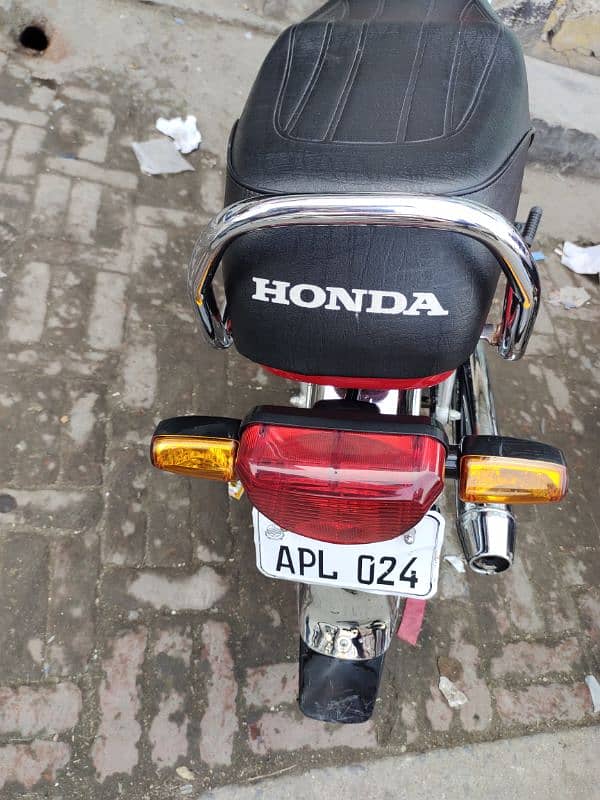 Honda CD 70 2024 2