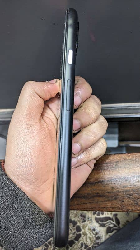 Google pixel 4a5g 4