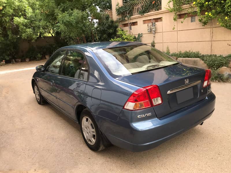 Honda Civic EXi 2006. . Petrol Driven. . One of its Kind. 3