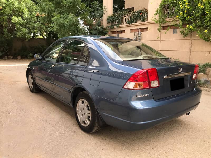 Honda Civic EXi 2006. . Petrol Driven. . One of its Kind. 5