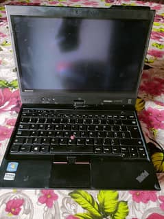 laptop/ Lenovo