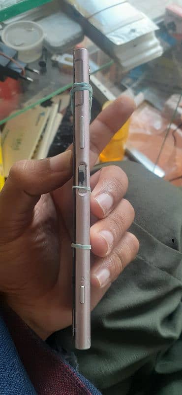 sony xz1 4gb 64gb penal not working parts available 4