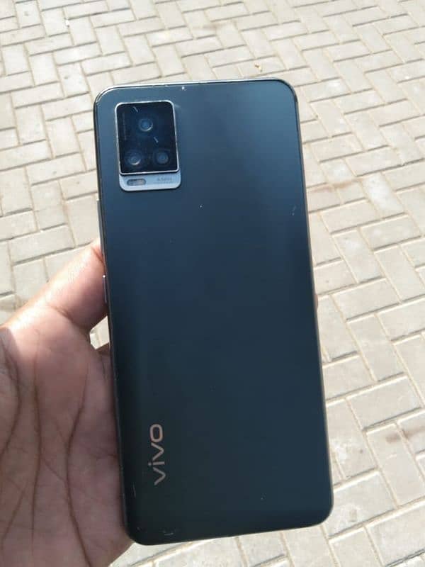 Vivo v20 Lush Condition Mobile 3