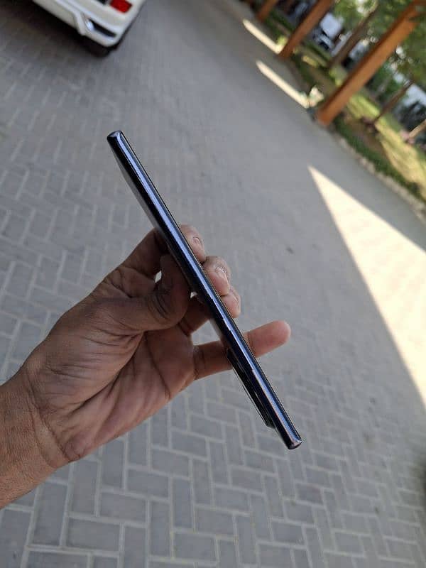 Tecno spark 20 pro plus 3