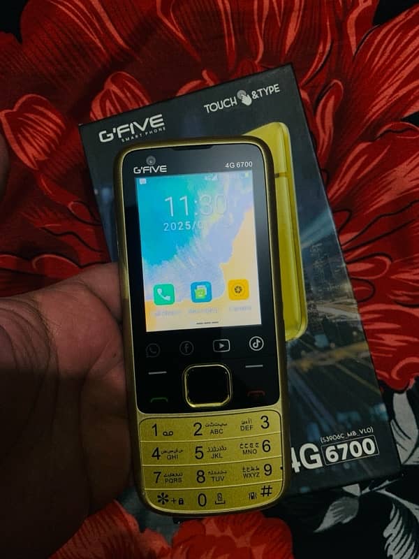 Gfive 6700 4g Touch and Type 4