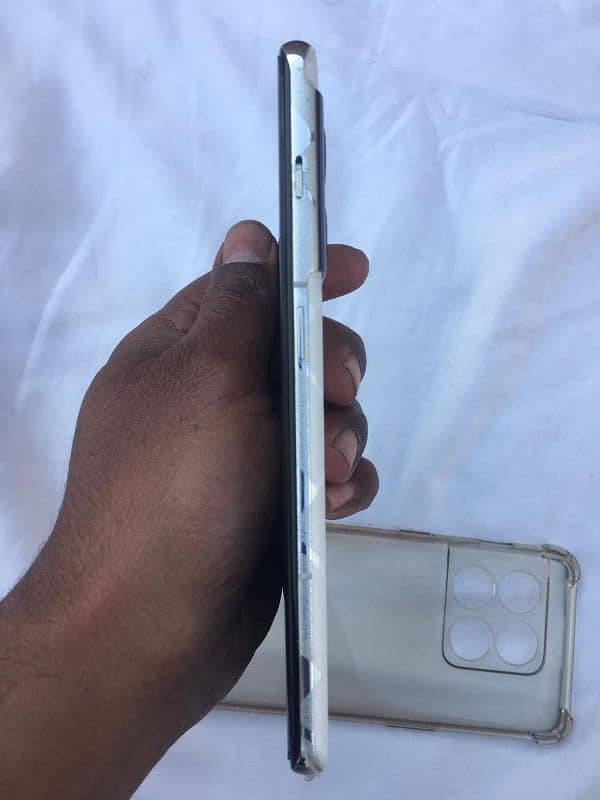 one plus 10 pro 5g like new 2