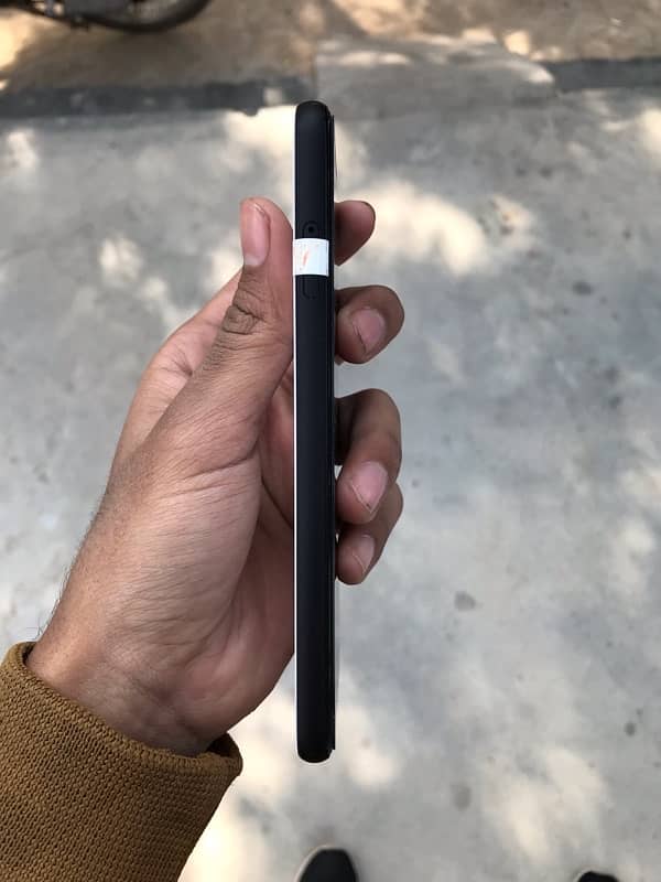 google pixel 4 6/128 new kit + sim working 2