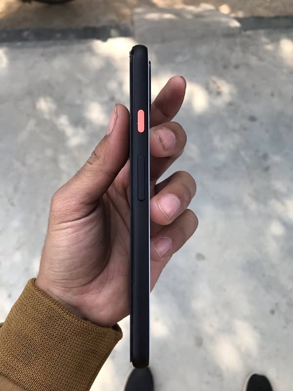 google pixel 4 6/128 new kit + sim working 3